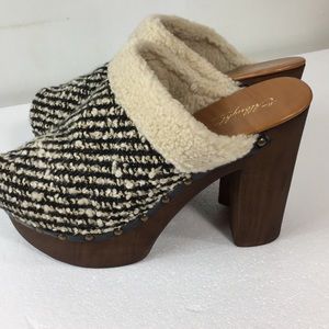 Anthropologie Miss Albright 5 inch clogs 8.5